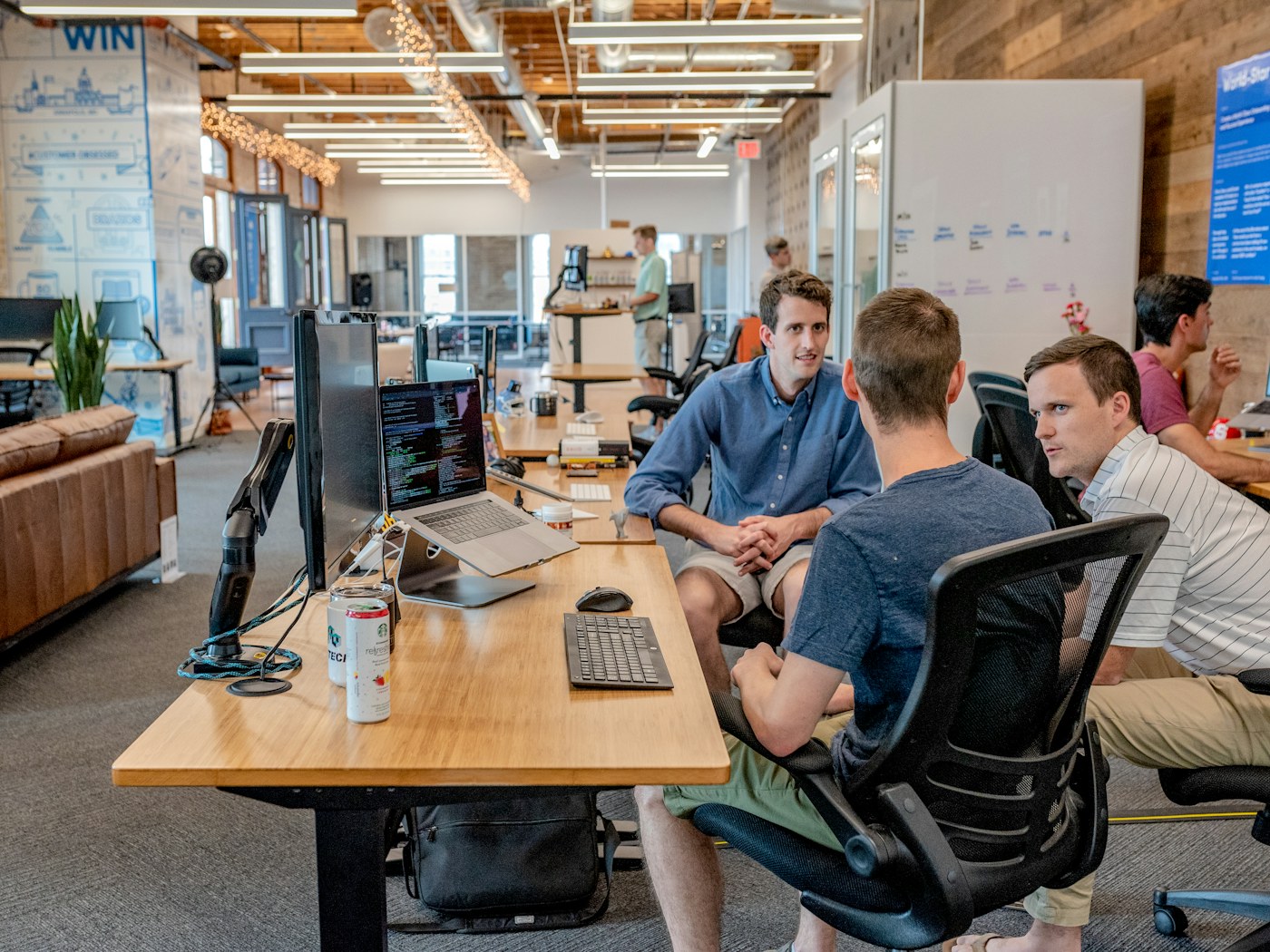 Product team presenting the Cin Nova ecosystem